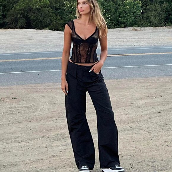 NWT Lioness ‘some like it hot’ black lace corset🦪🖤🍸✨ - Picture 3 of 8